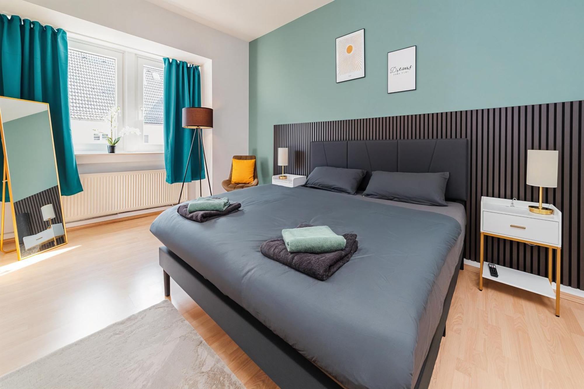 Smart Home - Essen - Perfect For 5 Guests! Central - Balcony - Netflix - Free Parking Zone Екстер'єр фото